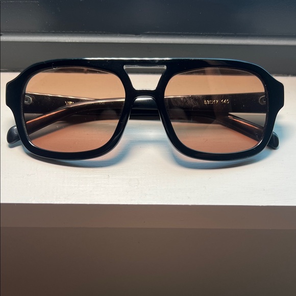 VEHLA Black Dixie Sunglasses - Picture 3 of 8